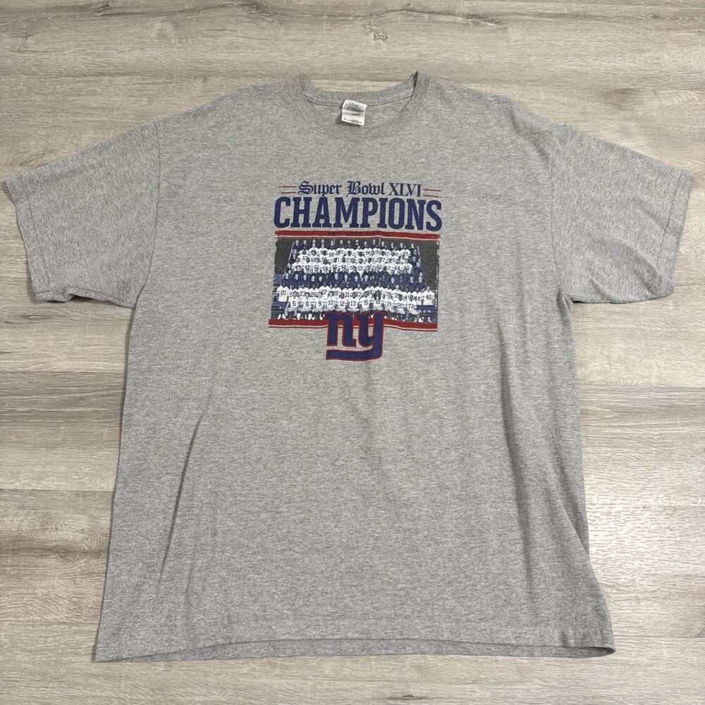 New York Giants Shirt Men’s XL Super Bowl XLVI Champions Team Photo Gray NFL Tee